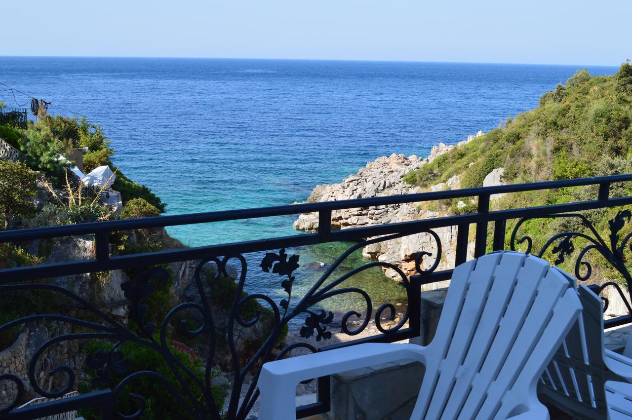 Novalic Hotel Dobra Voda Buitenkant foto